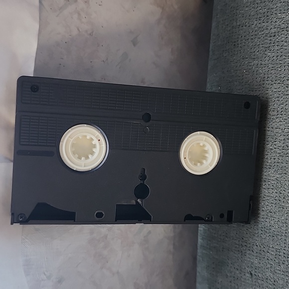 VHS TAPE - "AMISTAD" Morgan Freeman/Anthony Hopkind Movie - Picture 4 of 4